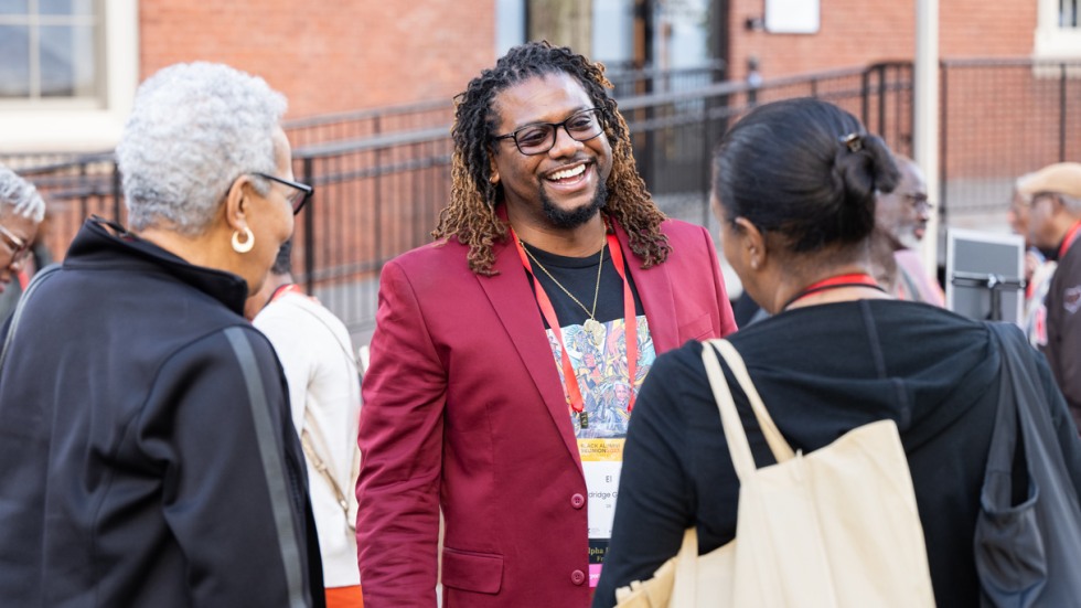 Eldridge Gilbert III ’05 connecting with fellow alumni at the Black Alumni Reunion.