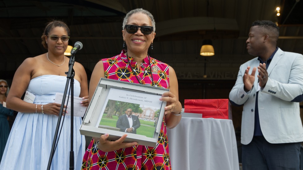 Moderators Diane R. Johnson Grant ’94, DrPH, MPH and Allister R. Williams, M.D. ’93 highlighted the Galen V. Henderson MD’93 and Vanessa M. Britto MD MMSc’96 Medical Scholarship and presented Vanessa M. Britto, M.D. ScM’96 RES’89 F’91 with a gift in memory of her late husband, Galen Henderson.