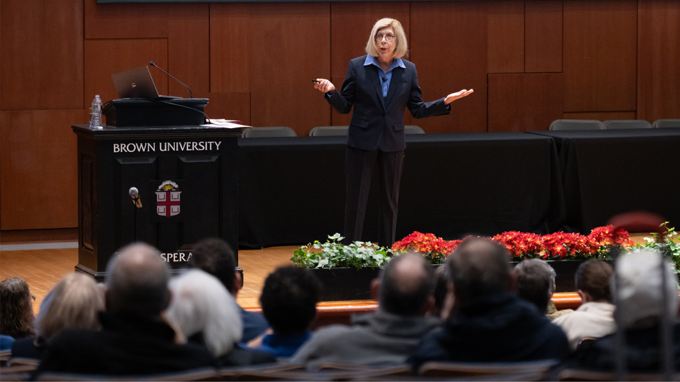 Barbara Tannebaum P’10 giving a talk on effective, audience-centered communication 