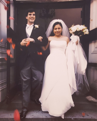 Joseph Wright ’01 (left) and Karin Paredes ’01 (right) on their wedding day