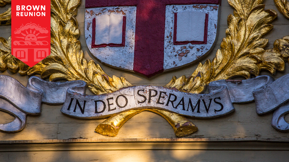 Gilded crest with the words In Deo Speramus.